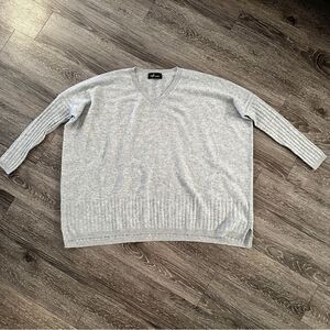 Soft by Naadam 100% Cashmere V-Neck Boyfriend Pullover